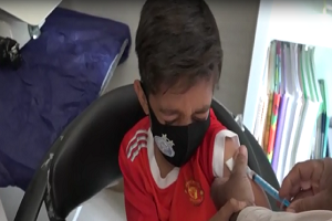 واکسیناسیون سرخک ، سرخچه و اوریون در منوجان