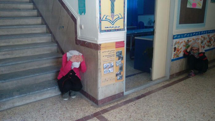 مانور زلزله بمناسبت هفته پدافند غیر عامل در سیریک