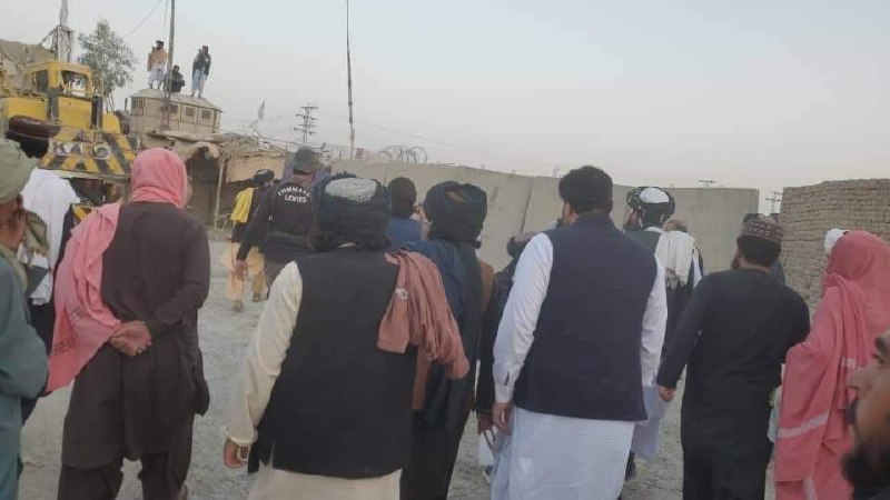 بازگشایی گذرگاه مرزی افغانستان و پاکستان بازگشایی گذرگاه مرزی افغانستان و پاکستان