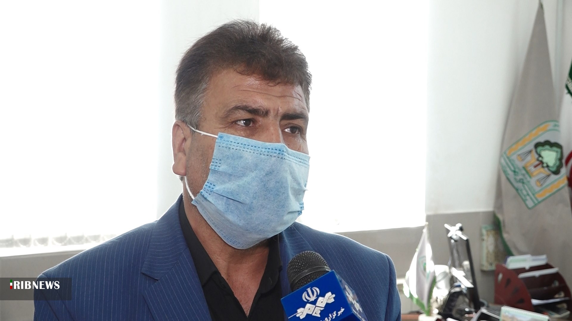 این گنجِ پر رنج، خام از کف می‌رود