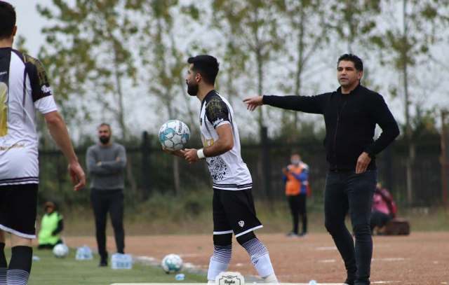 تساوی دربی شمال در لیگ یک