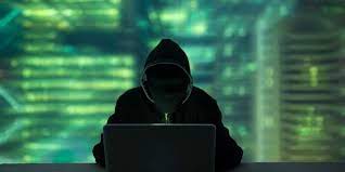 دستگیری کلاهبردار ۵۰۰ میلیارد ریالی در کاشان