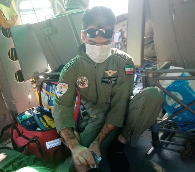 امداد هوایی در منطقه سخت  گذر مازه پاریاب دزفول امداد هوایی در منطقه سخت  گذر مازه پاریاب دزفول