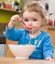 چگونگی آغاز تغذیه تکمیلی در کودکان