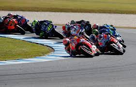 مسابقات موتورسواری ایتالیا؛ قهرمانی فوجا و لووس مسابقات موتورسواری ایتالیا؛ قهرمانی فوجا و لووس