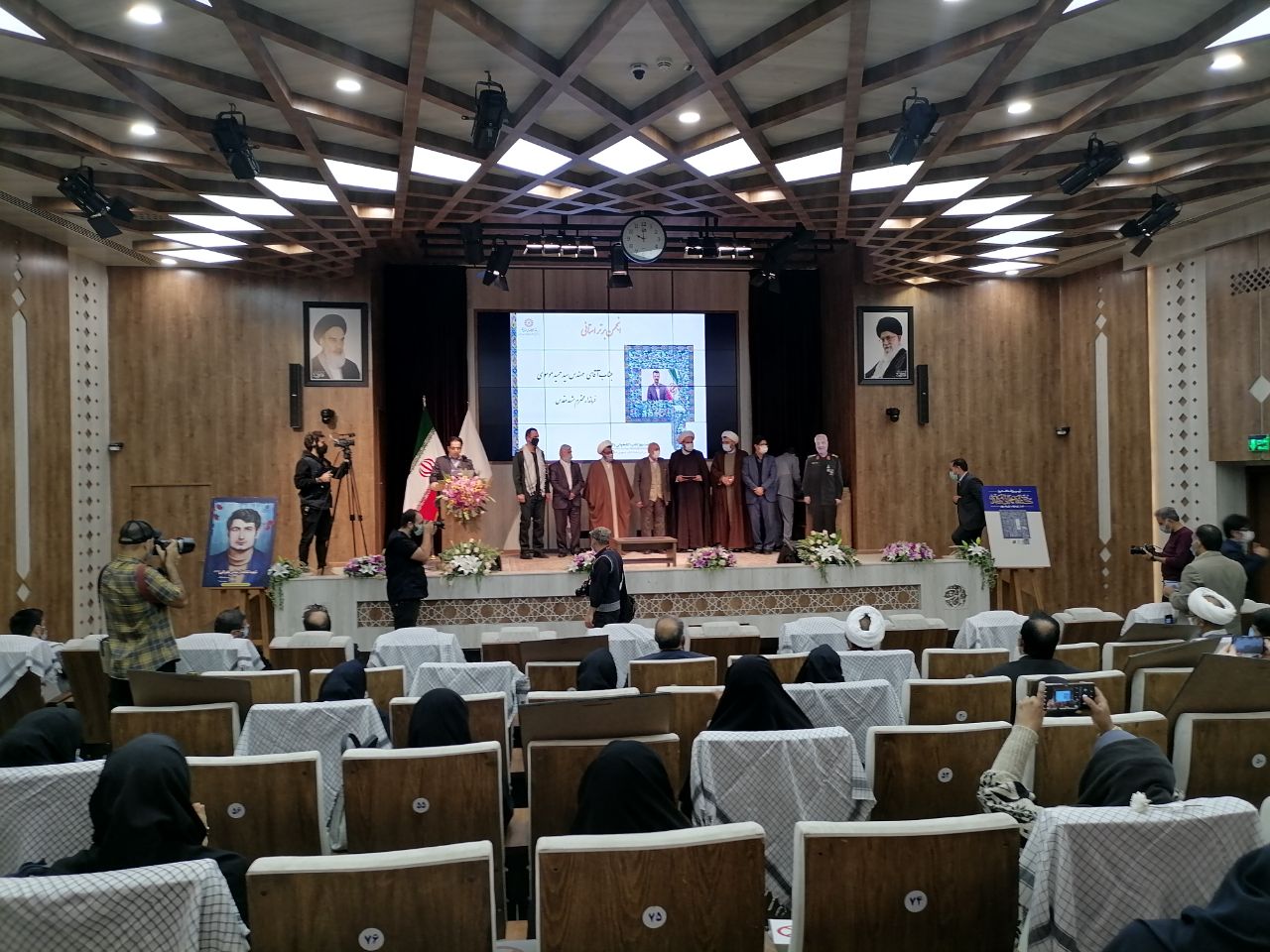 تقدیر از فعالان حوزه کتاب، کتابخوانی و کتابداری