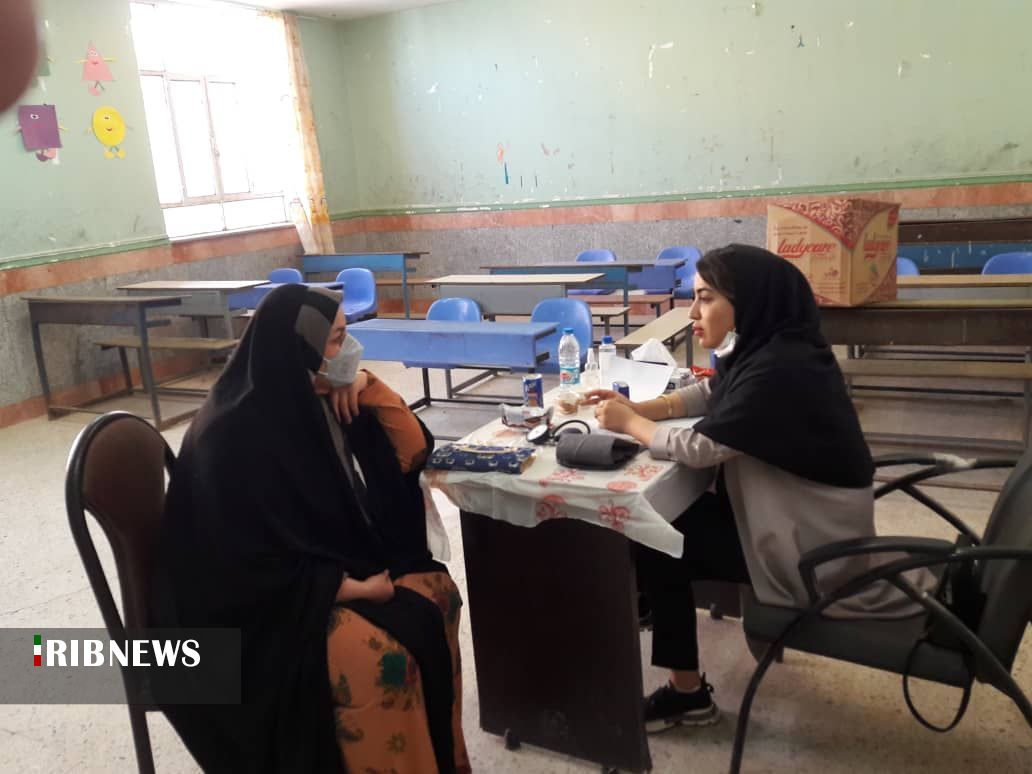 ارائه خدمات پزشکی با حضور پزشکان جهادگر در آبادان ارائه خدمات پزشکی با حضور پزشکان جهادگر در آبادان