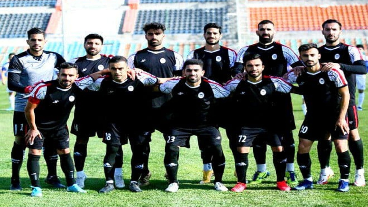 تعطیلی تمرینهای تیم فوتبال شاهین شهرداری بوشهر تعطیلی تمرینهای تیم فوتبال شاهین شهرداری بوشهر