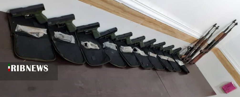 کشف ۱۴ قبضه سلاح جنگی از باند قاچاق در حمیدیه