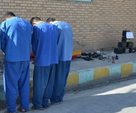 سارقان مغازهها و کارگاههای تولیدی در اراک به دام افتادند سارقان مغازهها و کارگاههای تولیدی در اراک به دام افتادند