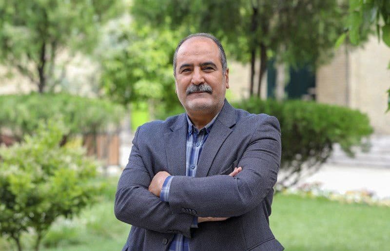 نمایش آثار سینمایی بدون اخذ پروانه نمایش تخلف است نمایش آثار سینمایی بدون اخذ پروانه نمایش تخلف است