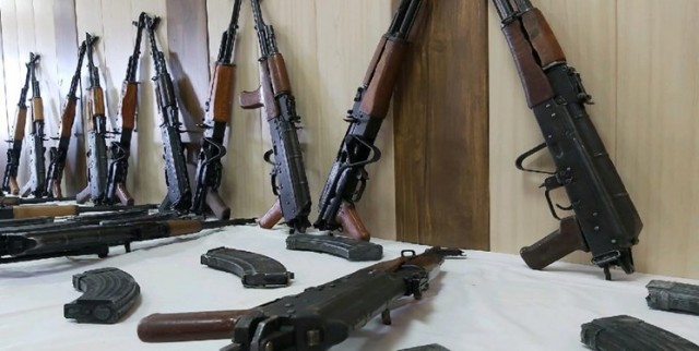کشف ۸ قبضه اسلحه غیرمجاز در بهمئی