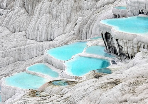 جذاب‌ترین چشمه پرآب ایران مهجور است