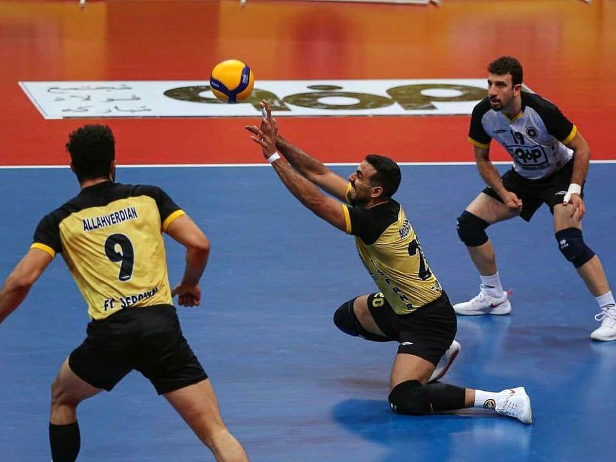 صدرنشینیِ سپاهان در والیبال هم