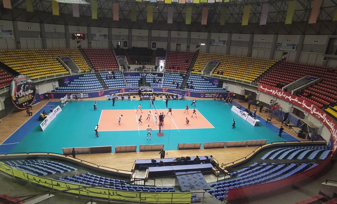 پیروزی تیم والیبال شهرداری ارومیه در مقابل شهرداری گنبد پیروزی تیم والیبال شهرداری ارومیه در مقابل شهرداری گنبد