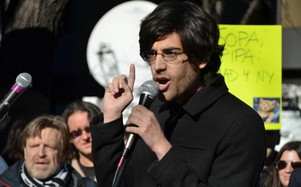 جابجایی مرز‌های رایانه به‌دست ۷ هکر مشهور