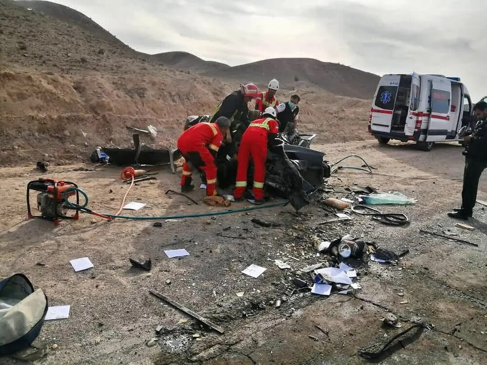 امدادرسانی به ۹مصدوم حادثه تصادف در بندرعباس