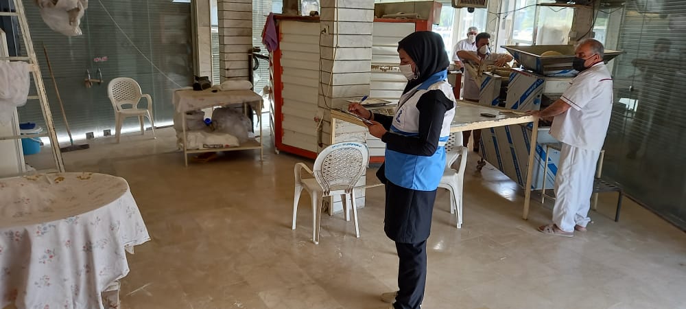 کشف بیش از ۴ تن مواد غذایی فاسد در جهرم کشف بیش از ۴ تن مواد غذایی فاسد در جهرم