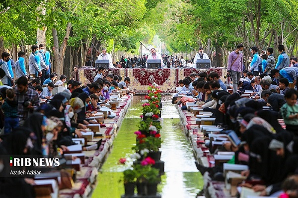 رونق جلسات جزخواني در ماه مبارک رمضان رونق جلسات جزخواني در ماه مبارک رمضان
