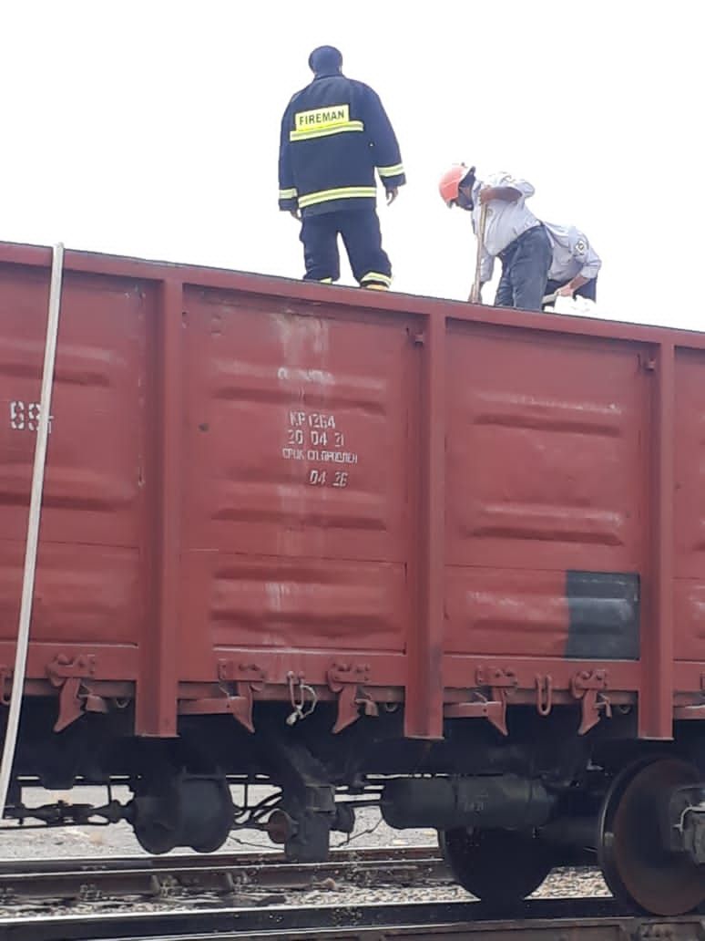 مهار اتش واگن باری راه اهن بم