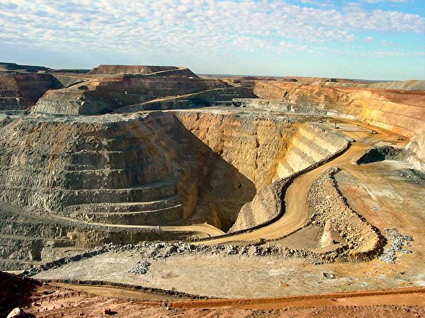 فعالیت دوباره معدن سنگ آهن خواف (پلاسری ققنوس ۱) فعالیت دوباره معدن سنگ آهن خواف (پلاسری ققنوس ۱)