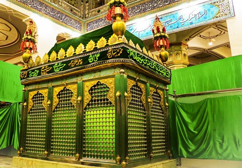 حضور گردشگران از بقاع متبرکه دزفول حضور گردشگران از بقاع متبرکه دزفول