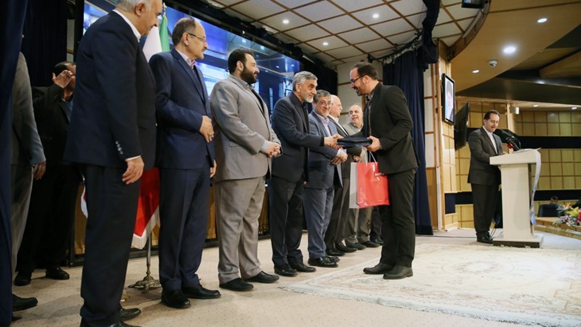 کسب رتبه برتر استان مرکزی در مبارزه با قاچاق