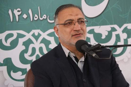 راه موفقیت نظام در داخل کشور است/ فاصله حرف و عمل مسئولان باید کم شود