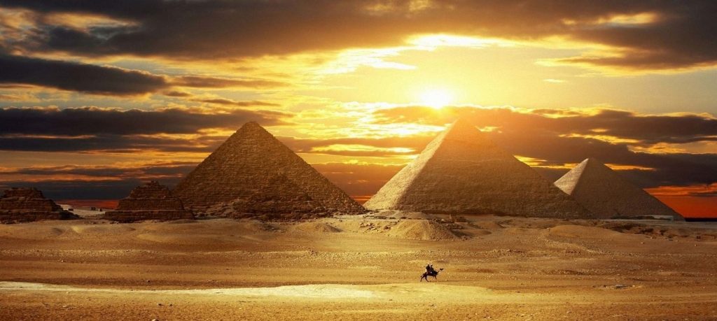 ۳ معمای عجیب مصر باستان؛ از اتاق‌های مخفی هرم بزرگ تا جمجمه غیرعادی فرعون