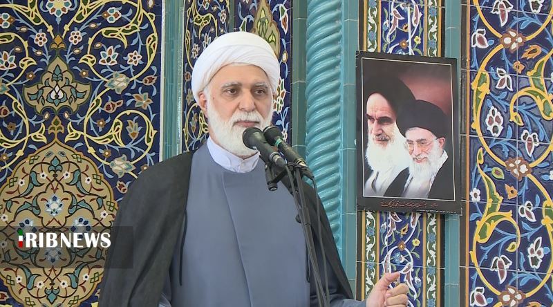 تاکید امام جمعه کیش برحضور پرشور مردم در یادواره شهدای غواص