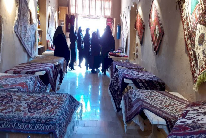 برگزاری نمایشگاه بانوان هنرمند صنایع دستی
