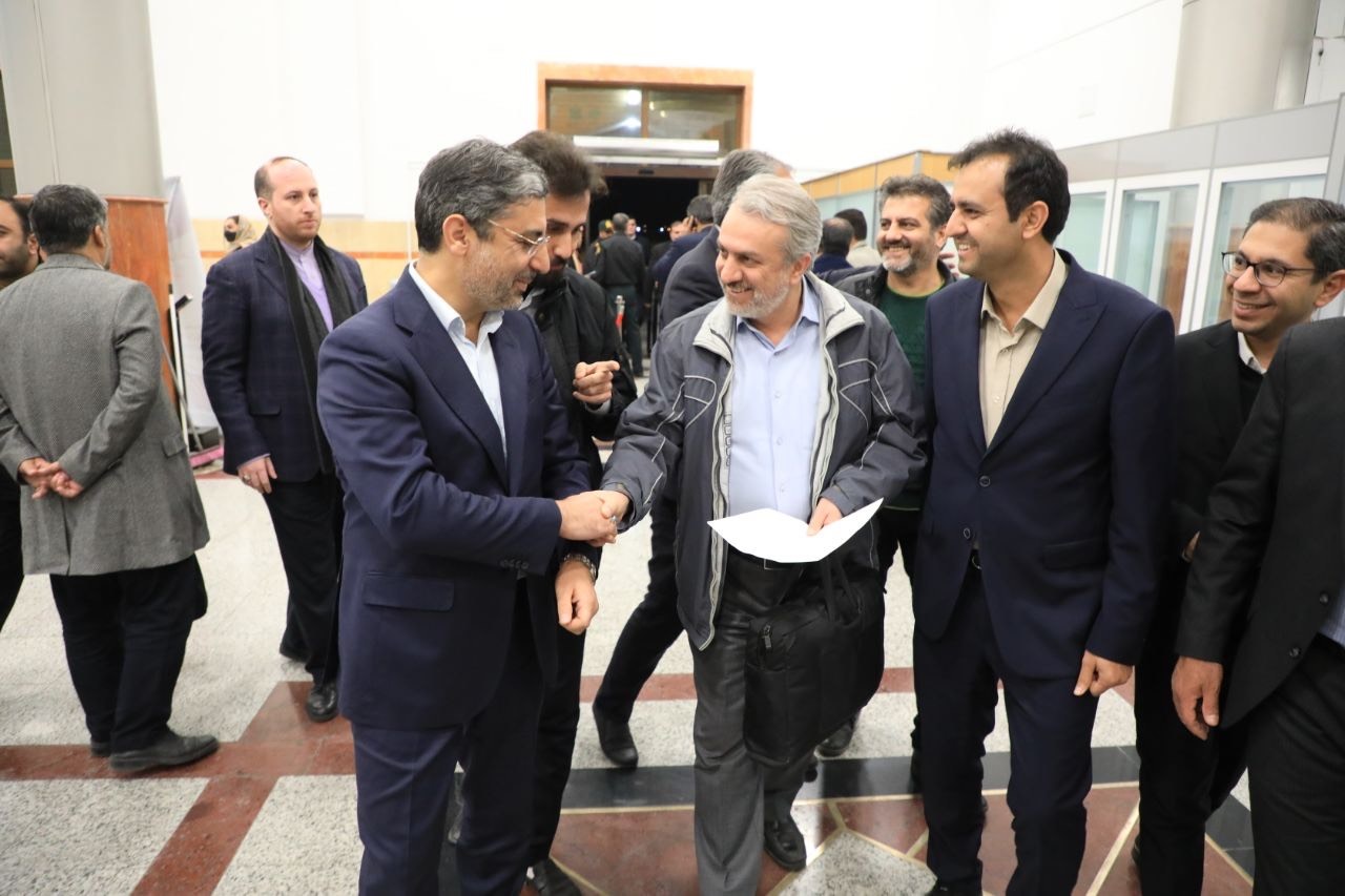 وزیر صمت وارد یزد شد