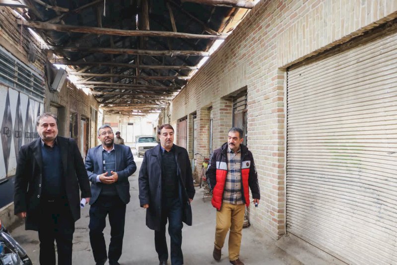 مرمت بازار کبودرآهنگ