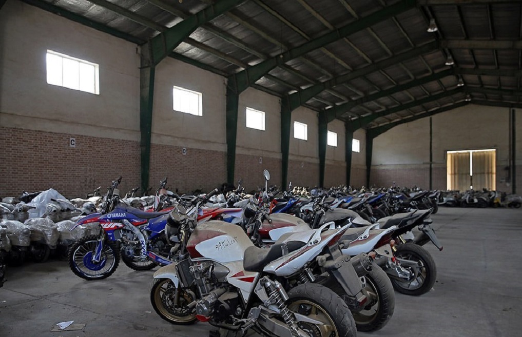 فروش 4 میلیاردی وسایل نقلیه توقیفی در استان هرمزگان