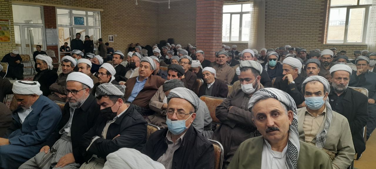 همایش جهاد تبیین ویژه روحانیون اهل سنت آذربایجان‌غربی در مهاباد برگزار شد