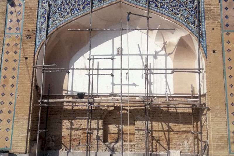 مرمت بنای تاریخی امام زادگان هفده تن گلپایگان