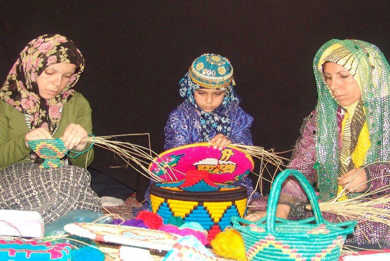 کلاس آموزشی صنایع‌دستی حصیربافی