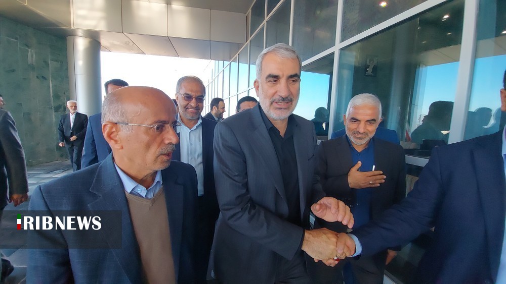 وزیر آموزش و پرورش وارد جنوب فارس شد