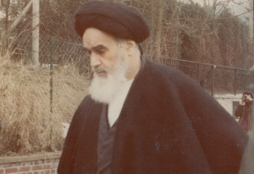 نقش جادویی کارکنان مخابرات در پیروزی انقلاب نقش کارکنان مخابرات در انقلاب