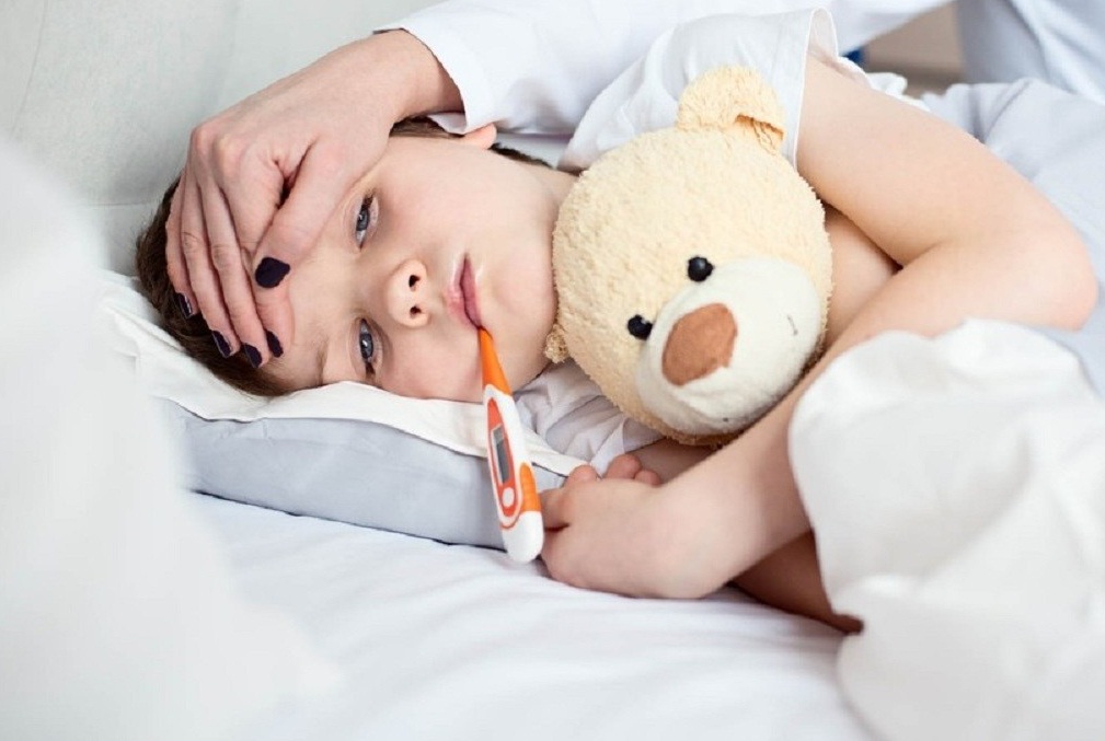 نگران نباشید تشنج و تب تا ۶۰ ماهگی کودک نگرانی آور است + فیلم