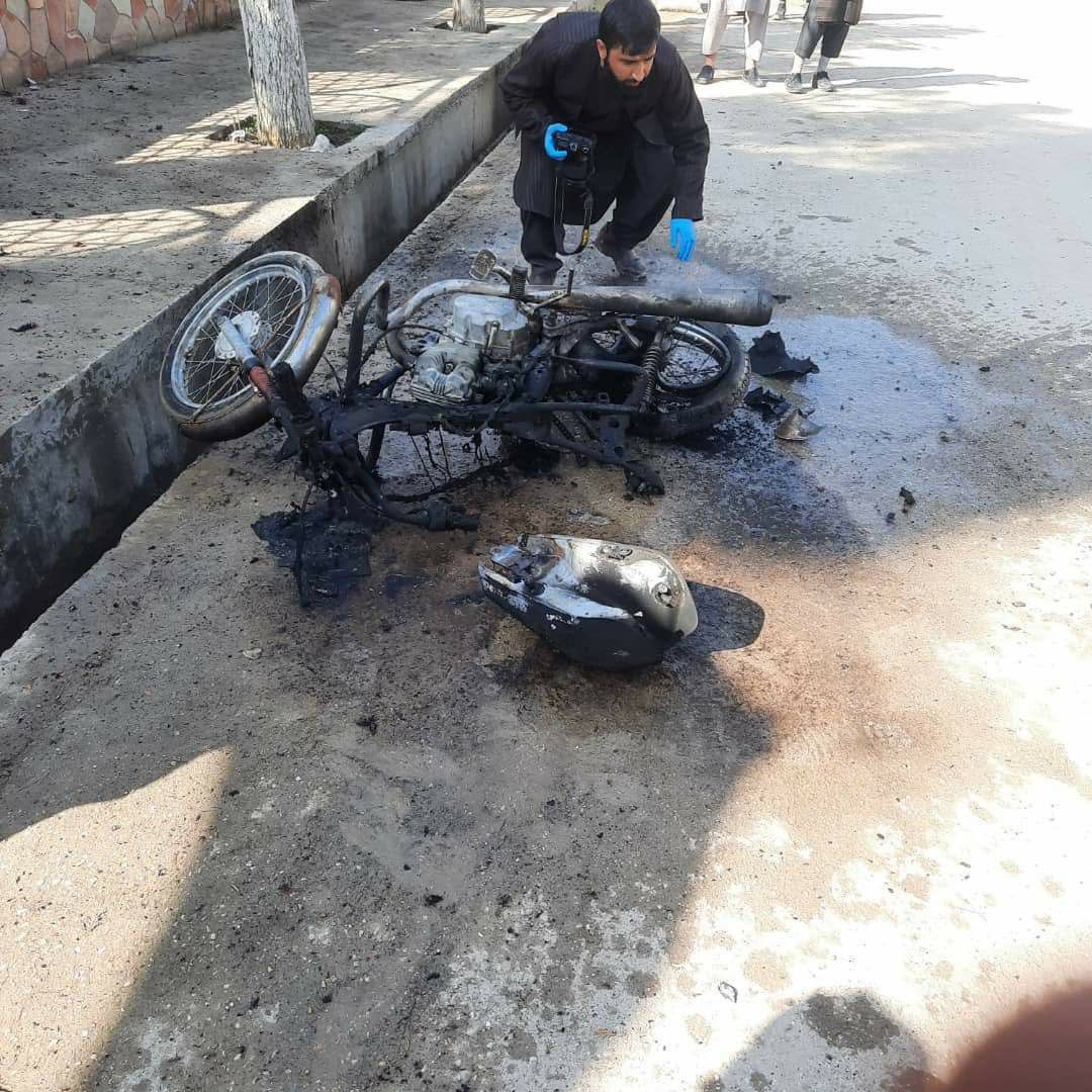 وقوع انفجار در ورودی یک مسجد در شمال افغانستان وقوع انفجار در ورودی یک مسجد در شمال افغانستان