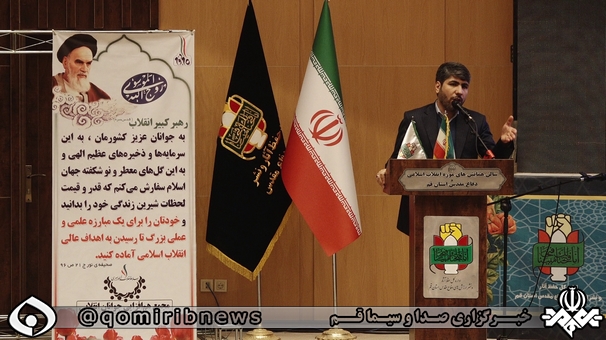 دولت به صورت شبانه روزی برای حل مشکلات معیشتی تلاش می‌کند