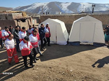 امدادرسانی هلال احمربه ۱۲ هزار خانواردر مناطق زلزله زده خوی