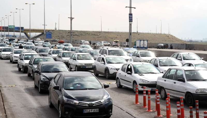 ترافیک سنگین در آزادراه کرج - قزوین