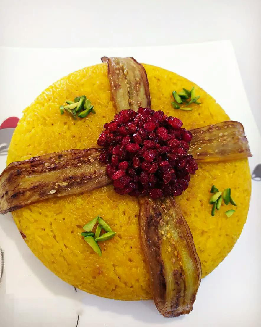 طرز تهیه ته چین گوشت و بادمجان در کمتر از ۳ دقیقه + با فیلم