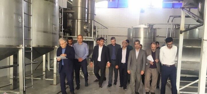 سرمایهگذاری ۹۰ هزار میلیارد ریالی در نواحی و شهرکهای صنعتی کشور سرمایهگذاری ۹۰ هزار میلیارد ریالی در نواحی و شهرکهای صنعتی کشور