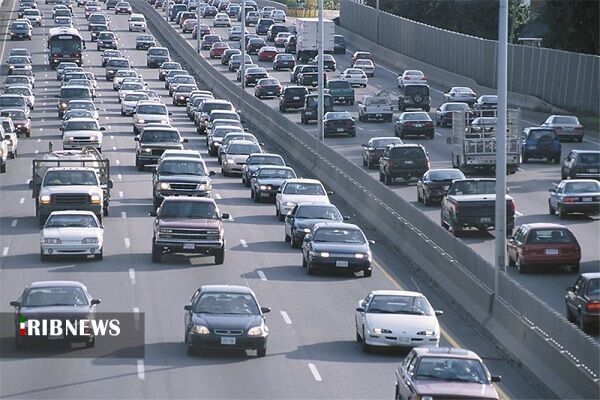 افزایش تردد در محورهای برون شهری افزایش تردد در محورهای برون شهری