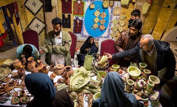 برگزاری دومین نمایشگاه عرضه محصولات عشایری در قزوین