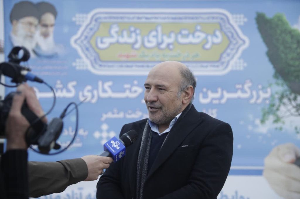 پلدشت قابلیت تبدیل به قطب امنیت غذایی کشور را دارد