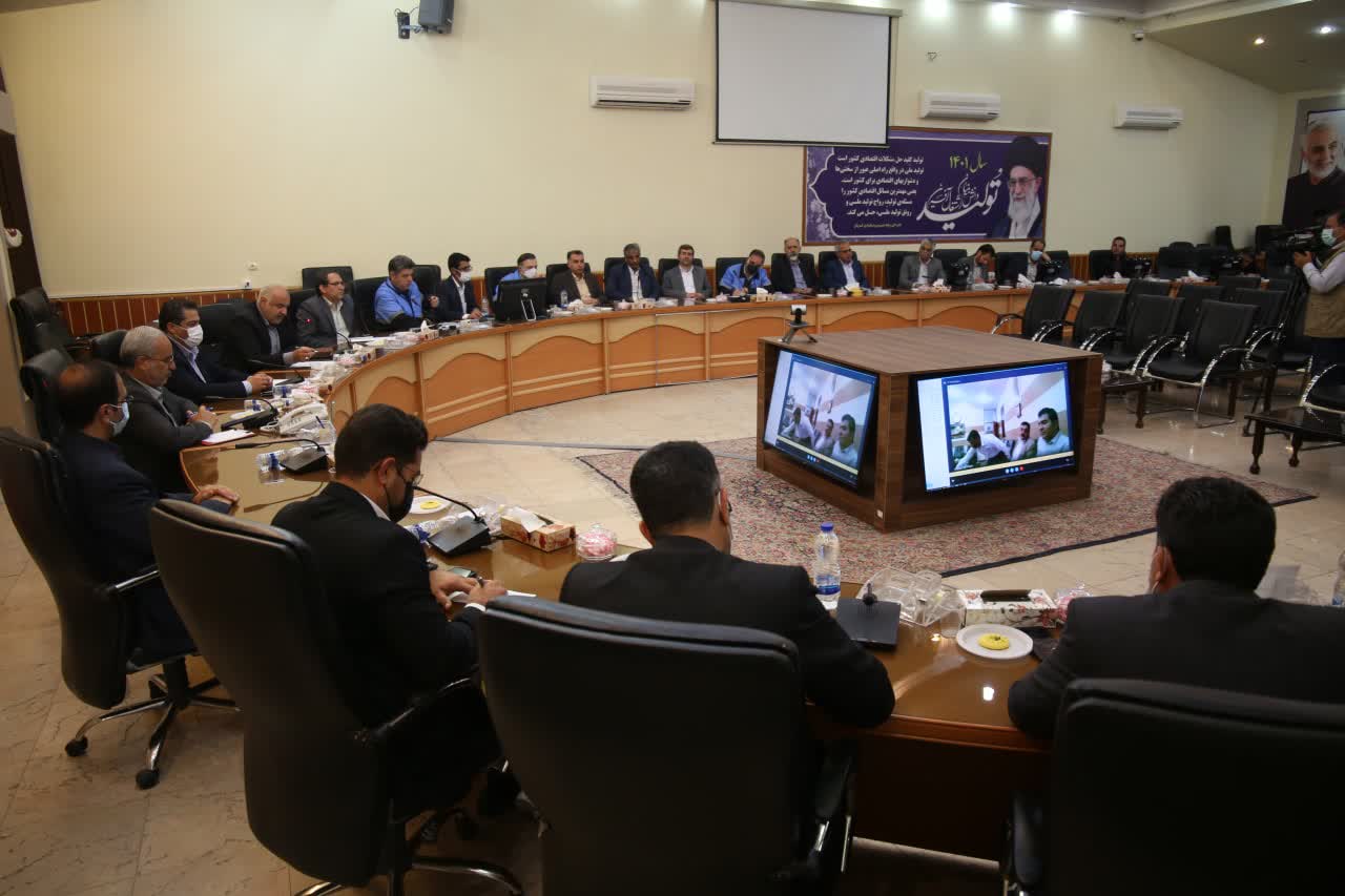 تجلیل از دست اندرکاران ستاد دهه فجر استان کرمان